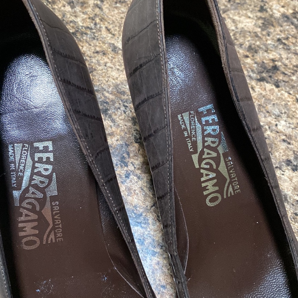 Salvatore Ferragamo Brown Pointed-Toe Suede Heels - Picture 2 of 6